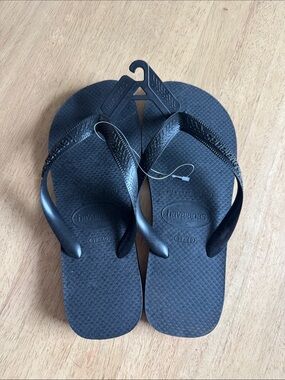 HAVAIANAS black thick strapped flip flop
